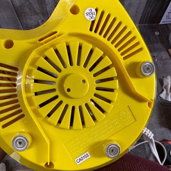 Back To Basics Blender Smoothie Elite SE2000 Yellow Base Only - Tested - Picture 5 of 8